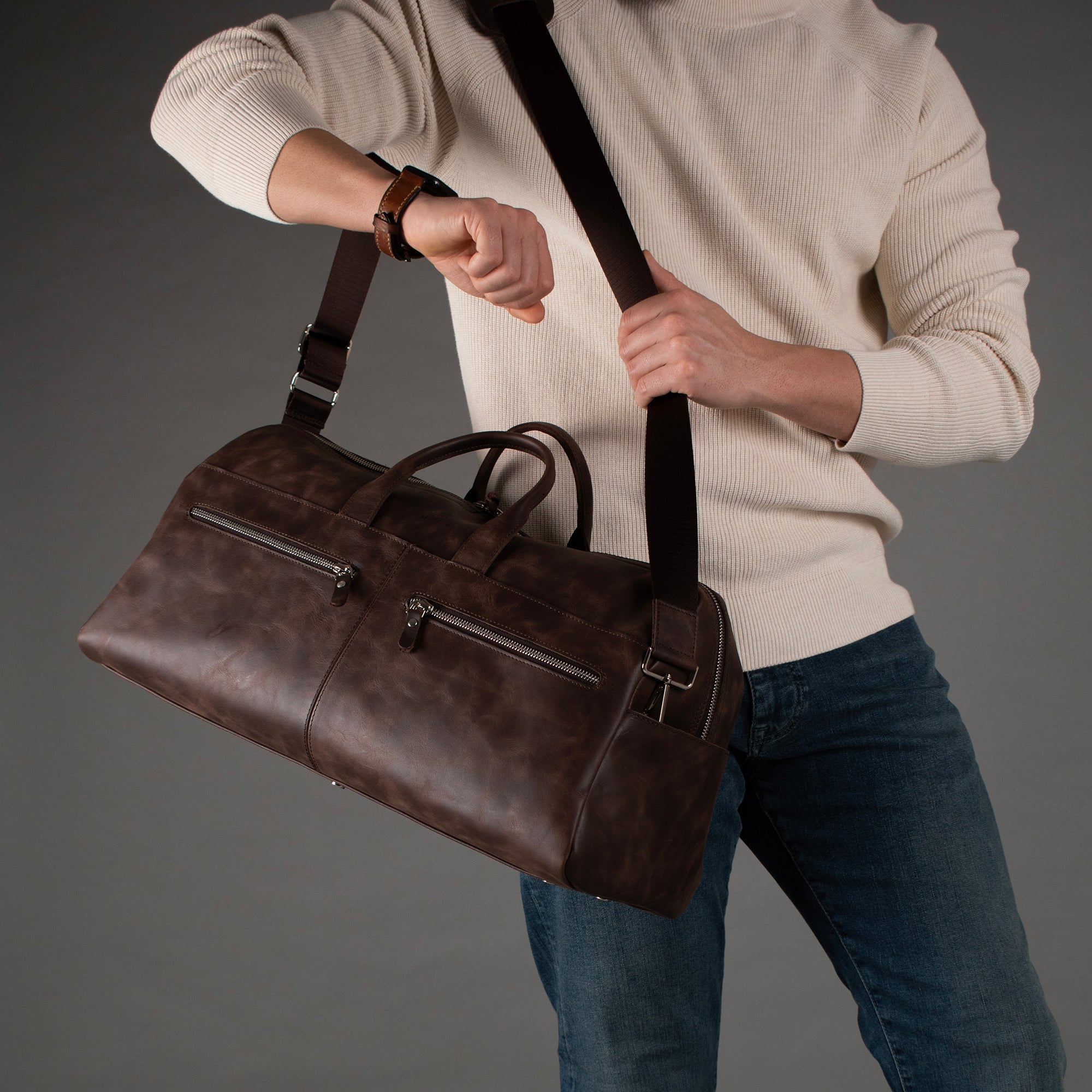 Genuine Leather Lounge Travel Bag Brown