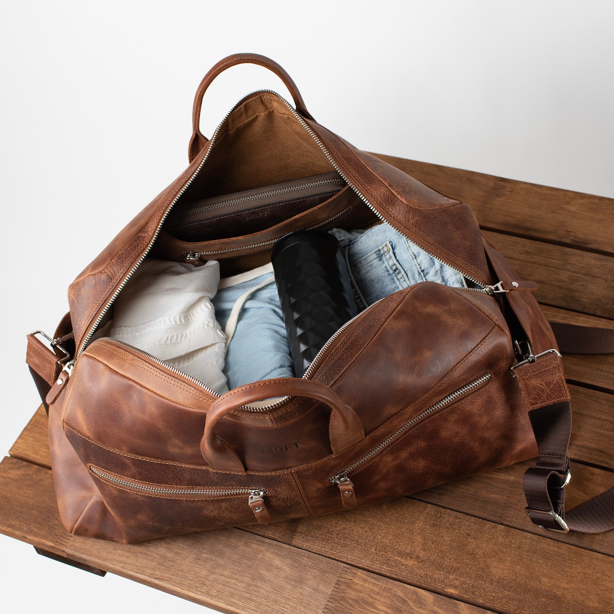 Genuine Leather Lounge Travel Bag Brown