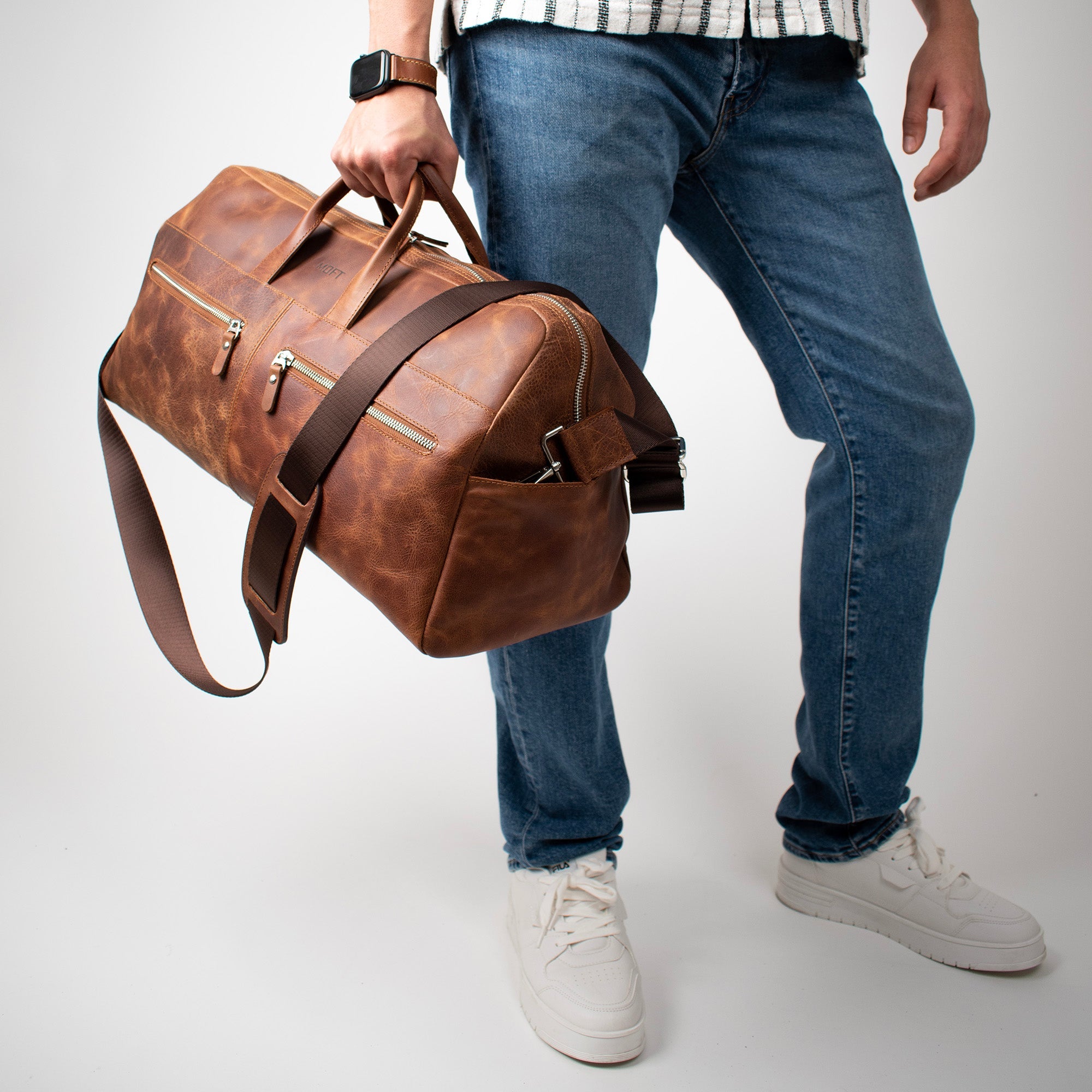 Genuine Leather Lounge Travel Bag Brown