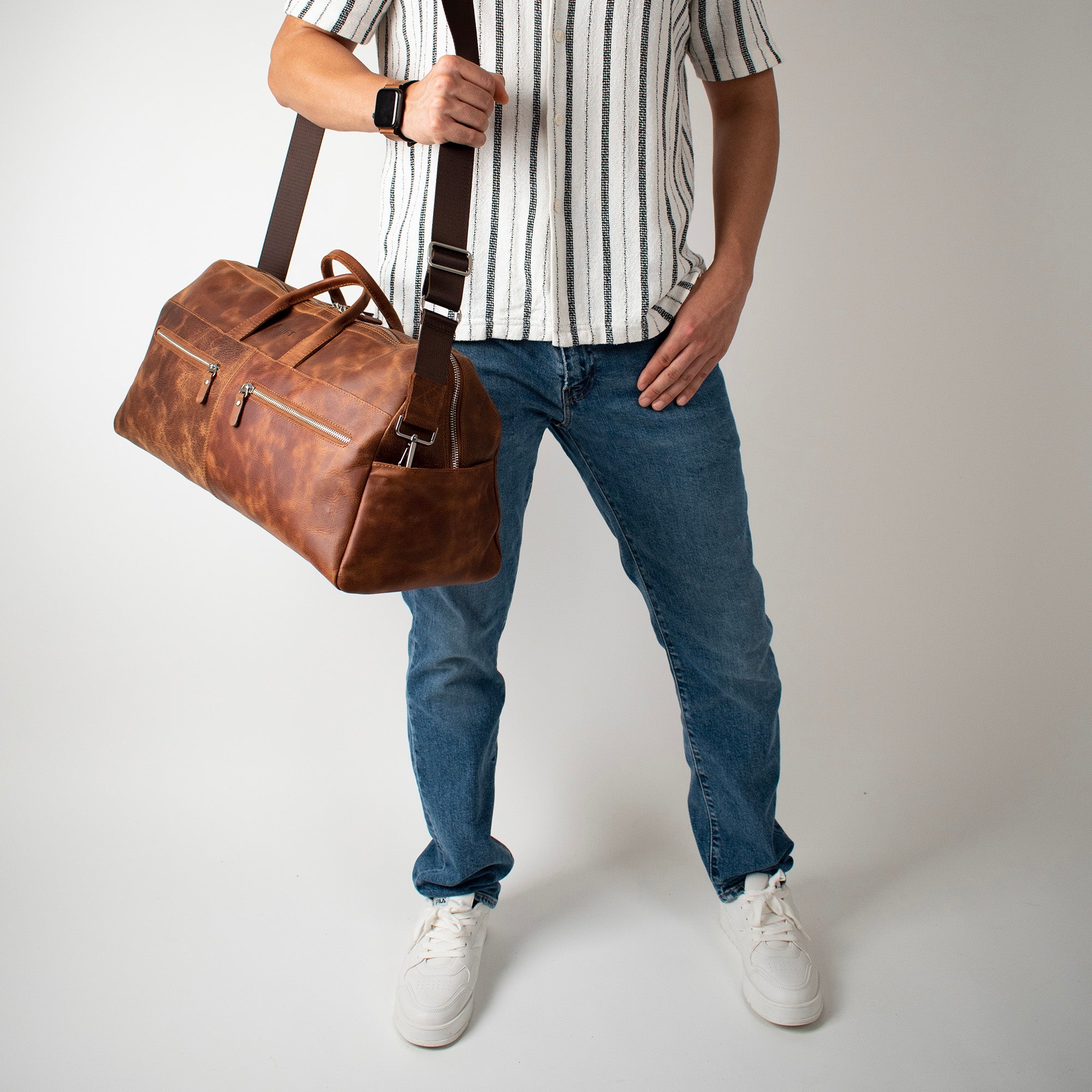 Genuine Leather Lounge Travel Bag Brown