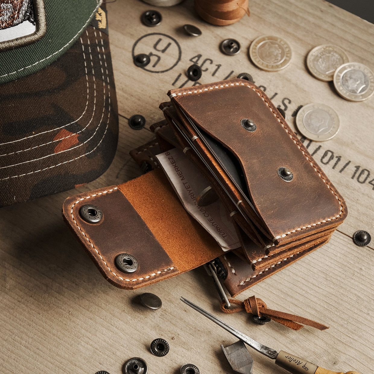 Leather card holder - HOLDER - Gift Inspirations