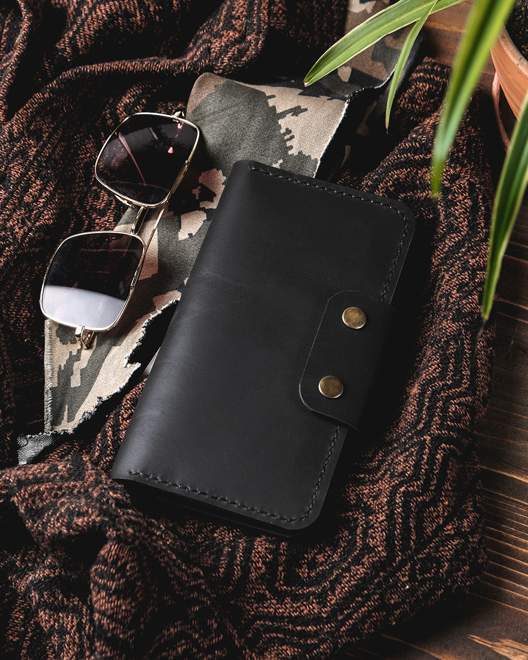 Leather wallet - SIERA - Exclusive Styles