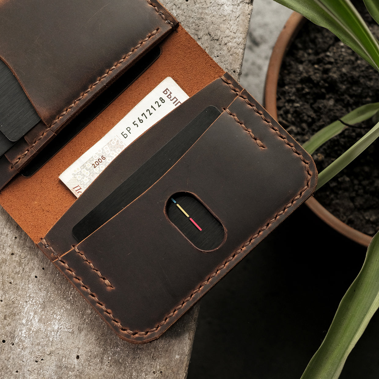 Leather wallet - DELAURE - Gift Inspirations