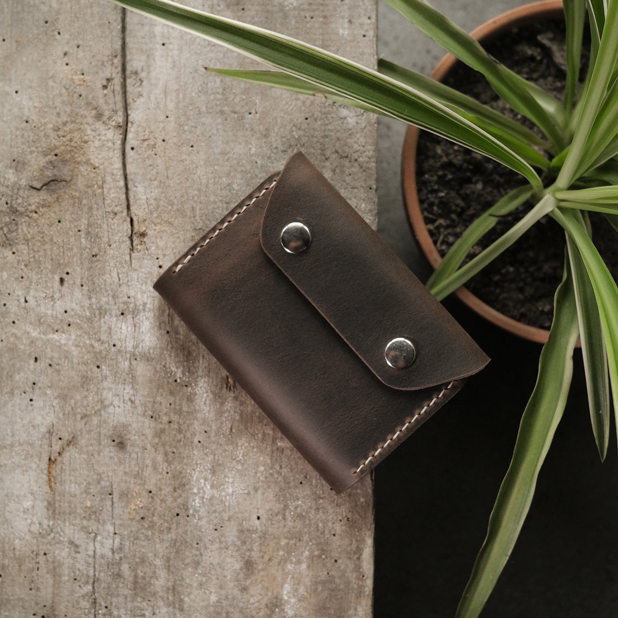 Leather wallet - DELAURE - Gift Inspirations