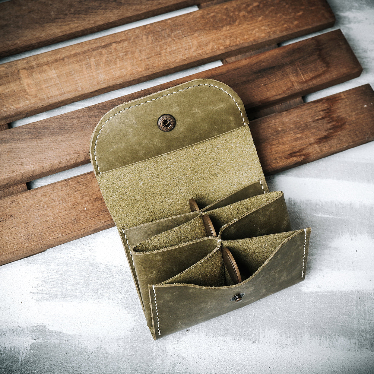 Armes PB Leather Wallet - Trendy Designs