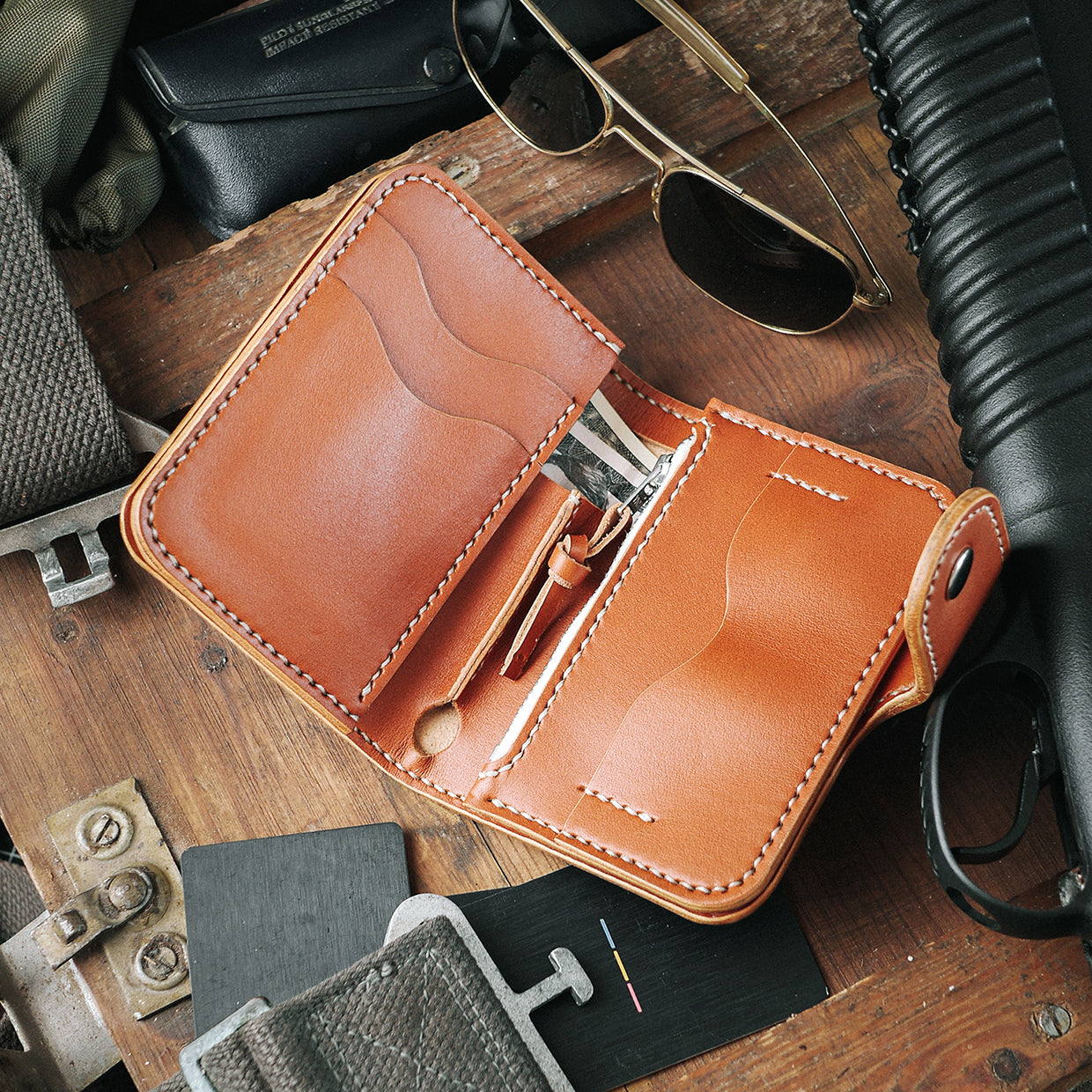 RAGNA - Leather wallet - Gift Inspirations