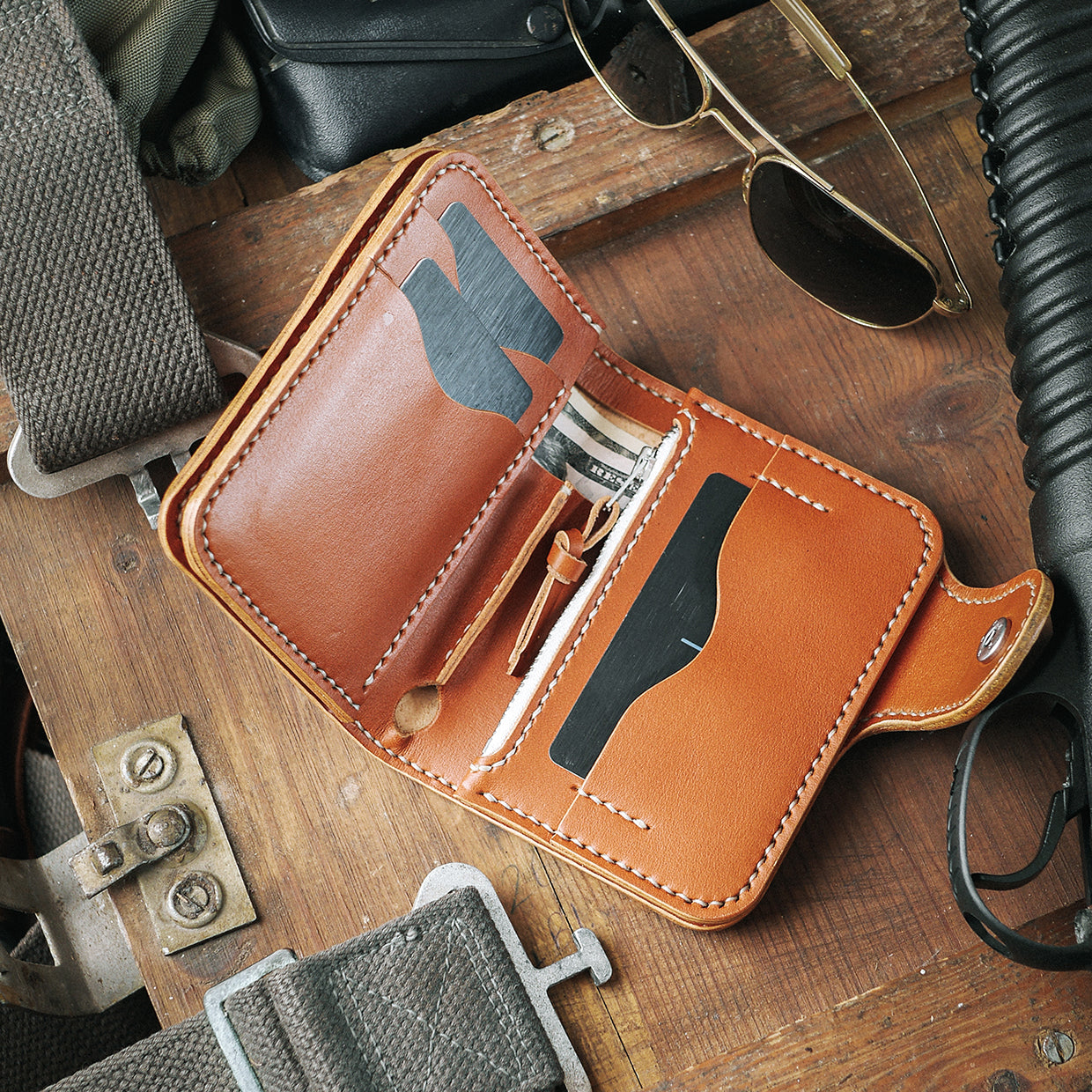 RAGNA - Leather wallet - Gift Inspirations