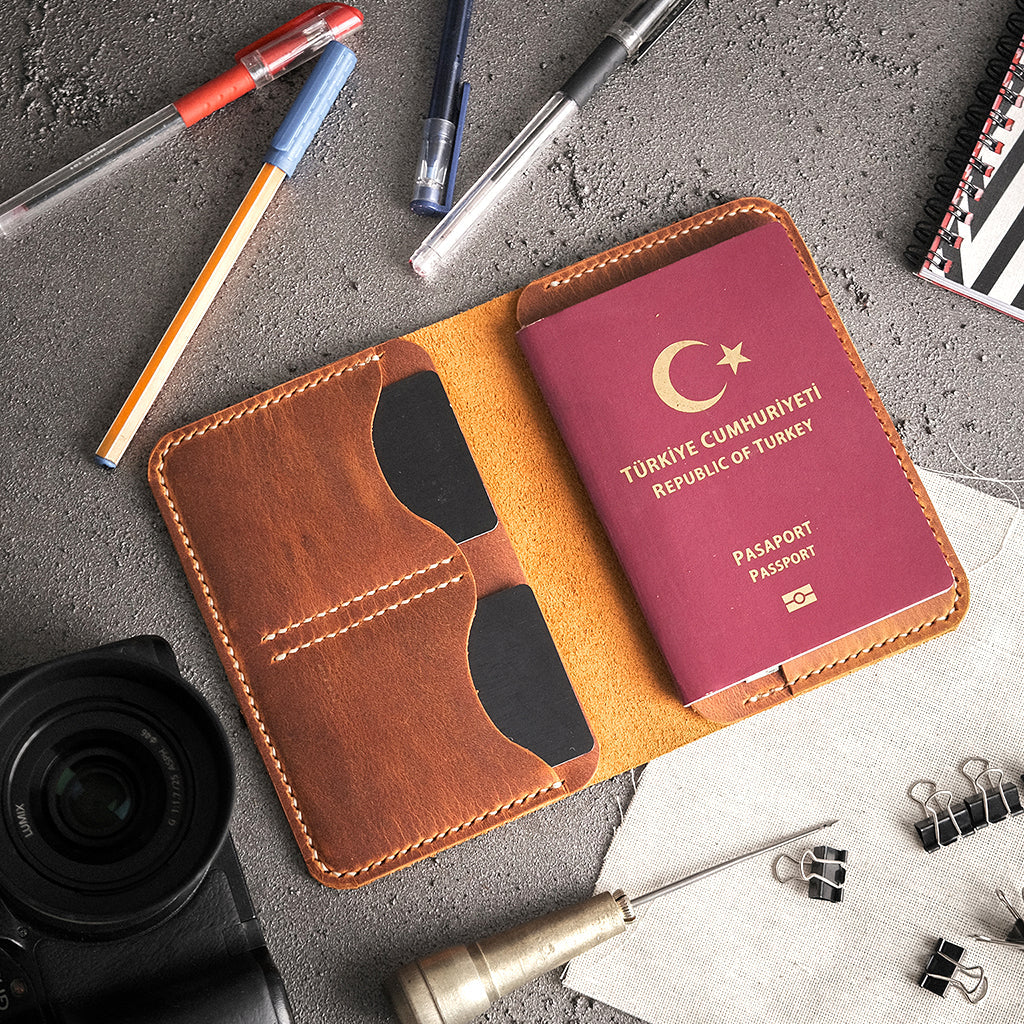 ANTARES leather passport wallet - Unique Ideas