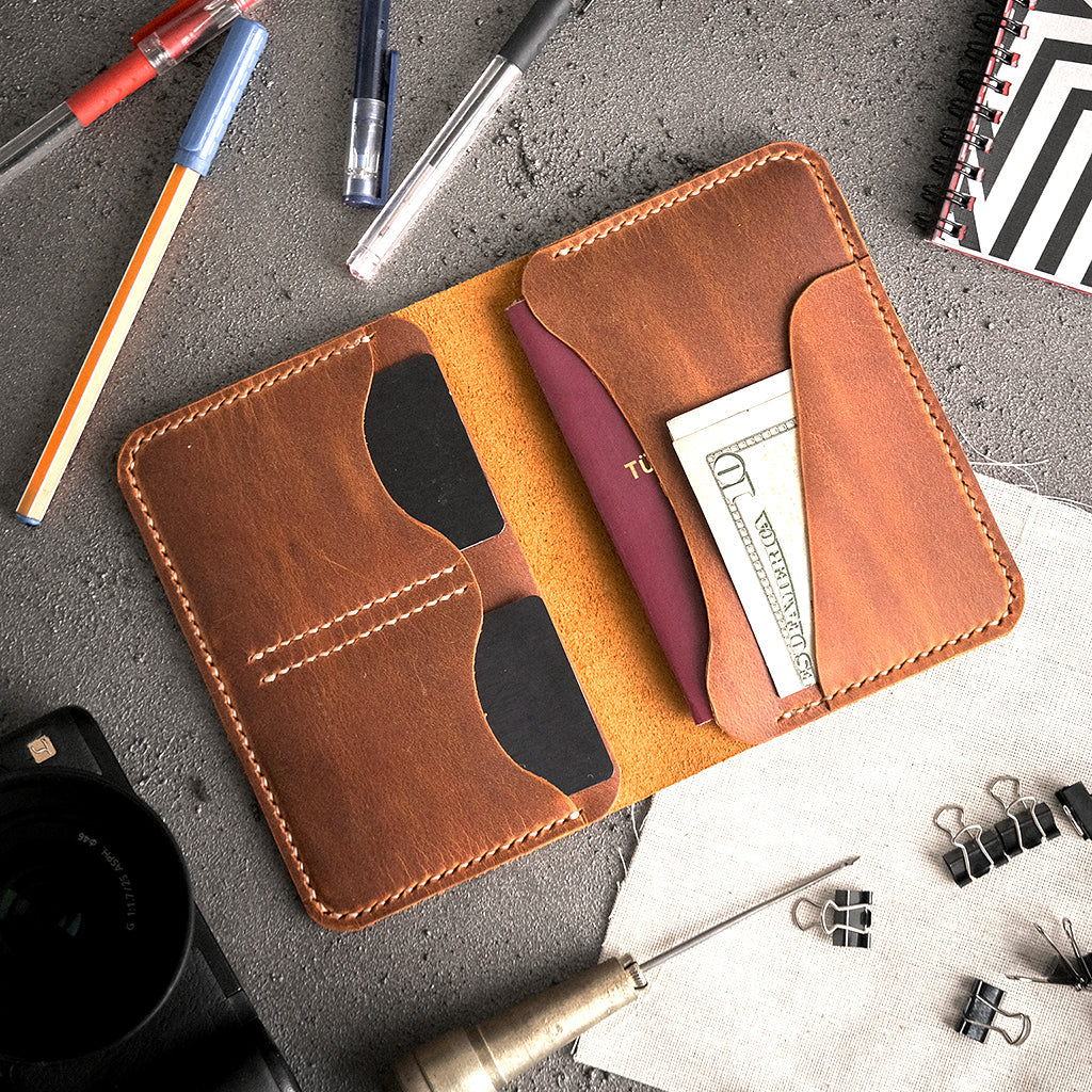ANTARES leather passport wallet - Unique Ideas