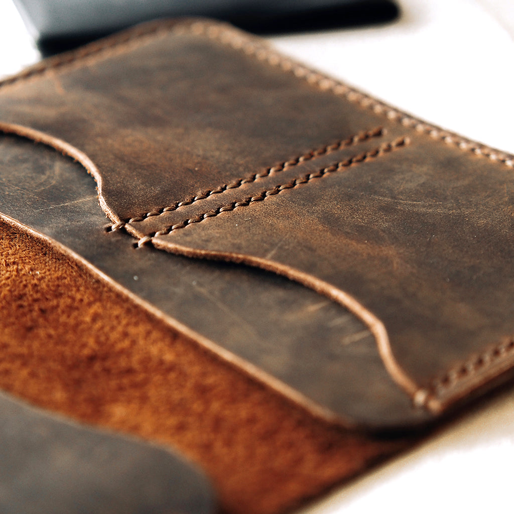 ANTARES leather passport wallet - Unique Ideas