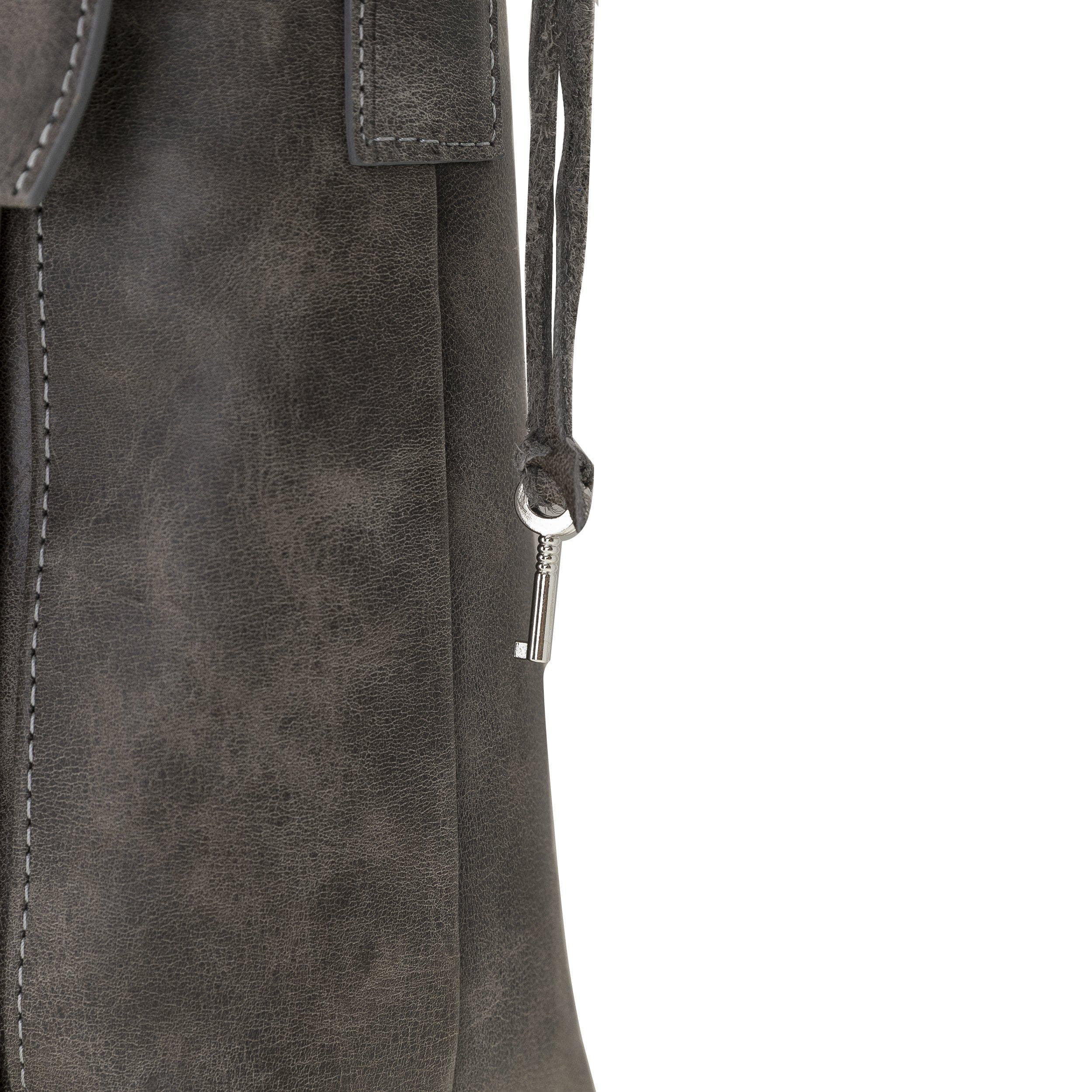 Canzo Leather Briefcase