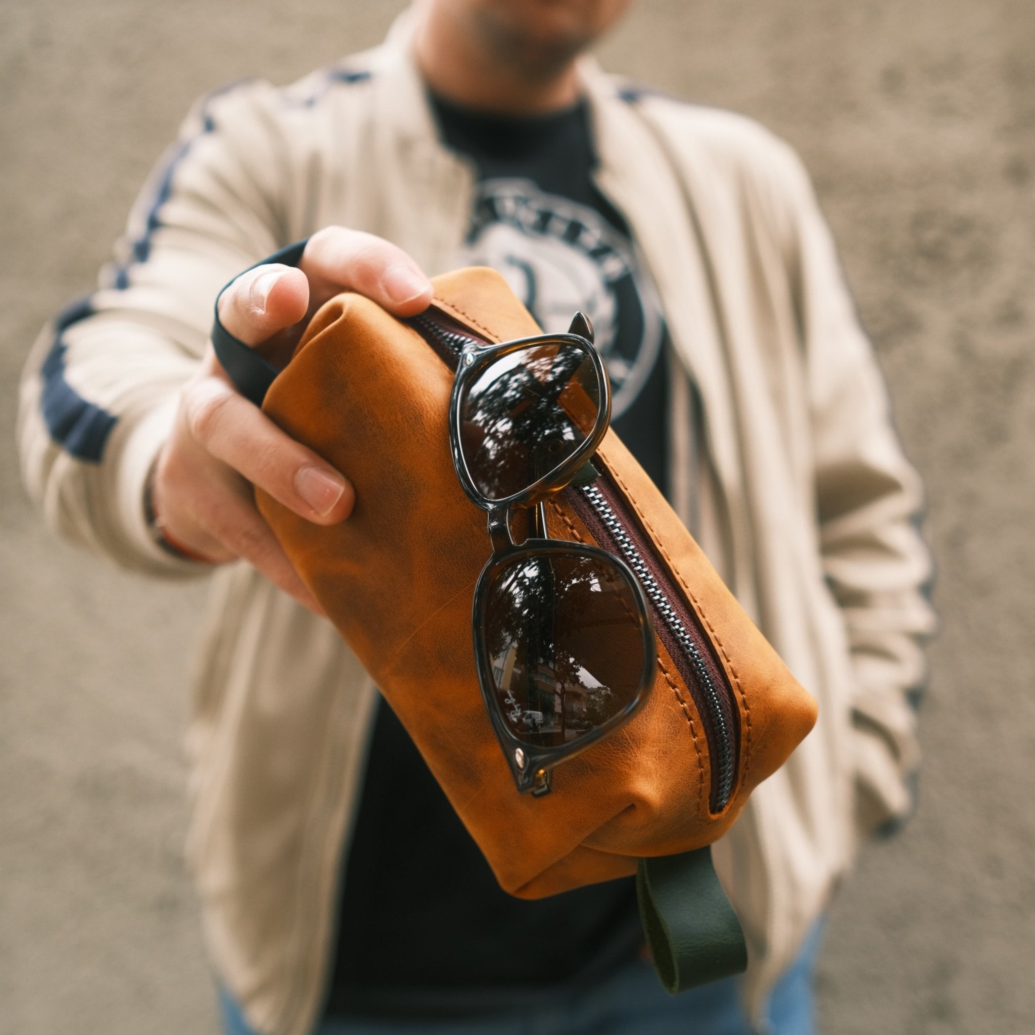Leather Handbag Drop Kit   Unique Gift Ideas   Boyfriend Gift   Girlfriend Gift   Father Gift