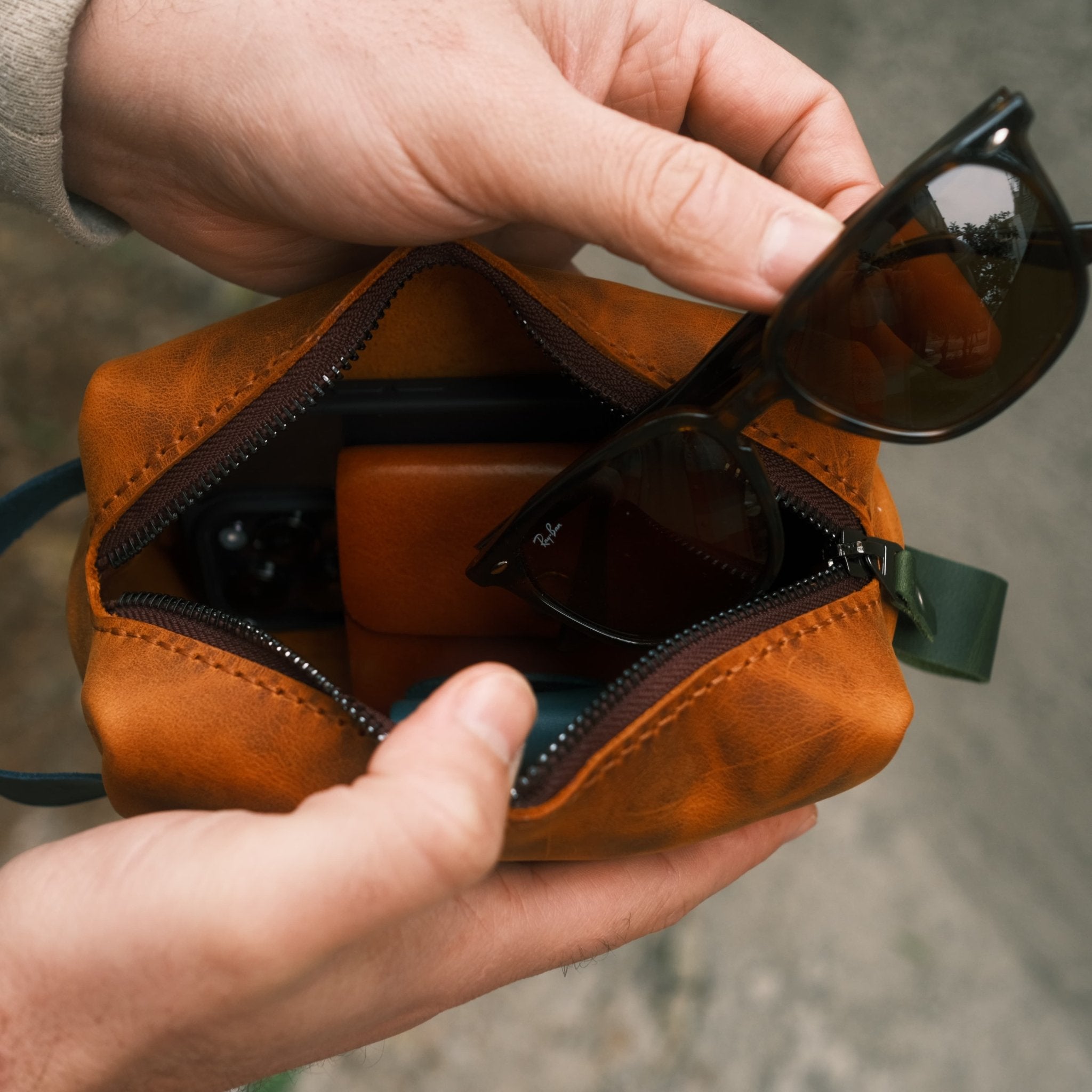 Leather Handbag Drop Kit   Unique Gift Ideas   Boyfriend Gift   Girlfriend Gift   Father Gift