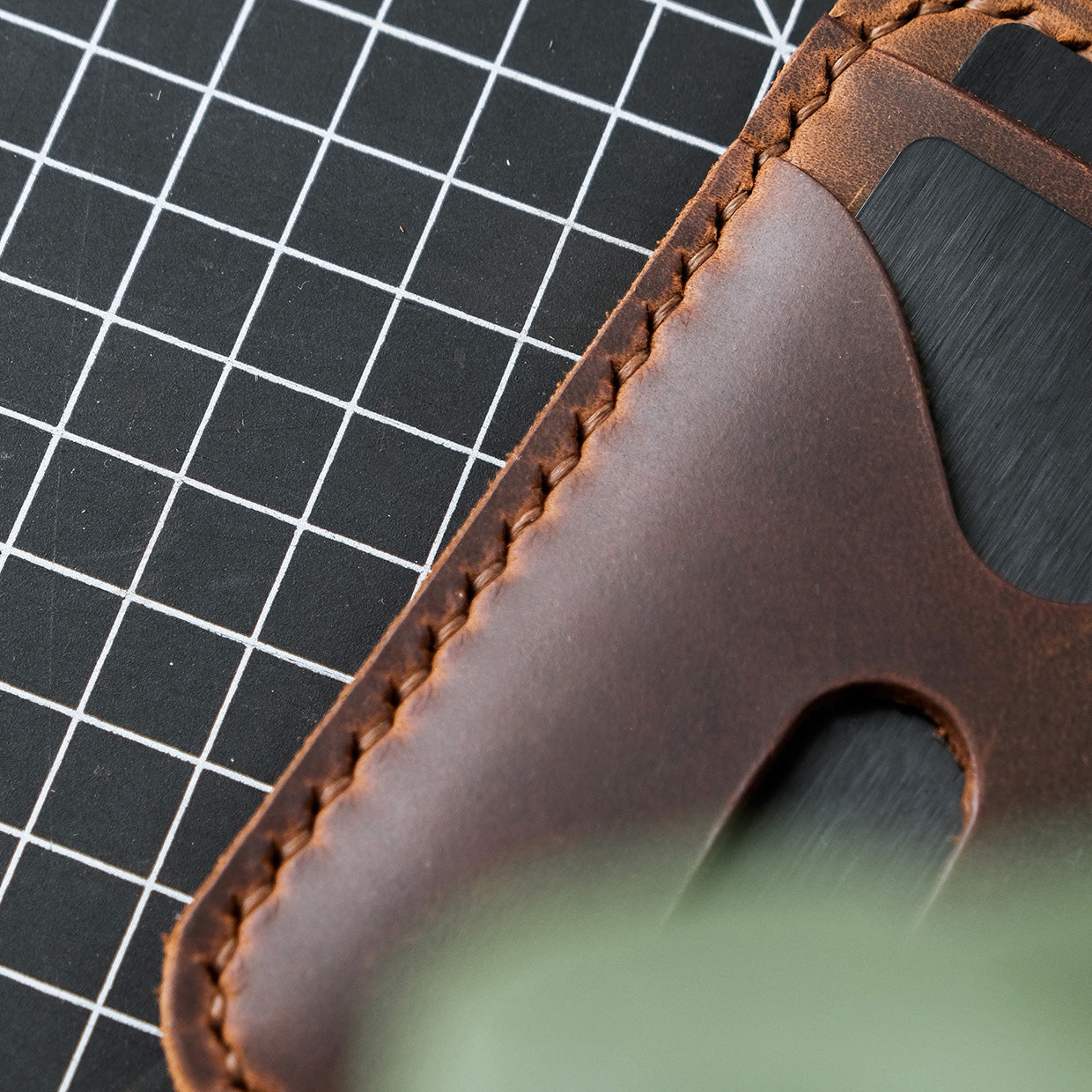 Leather card holder - BELETS - Unique Ideas