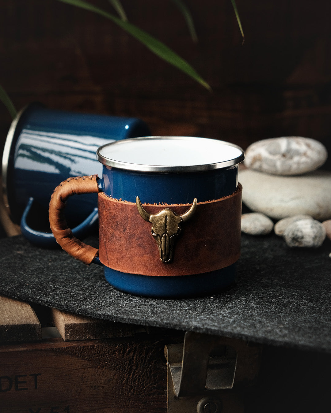 Custom Office Gifts | Enamel Mugs 330ml Leather Wrapped Figure - Trendy Designs