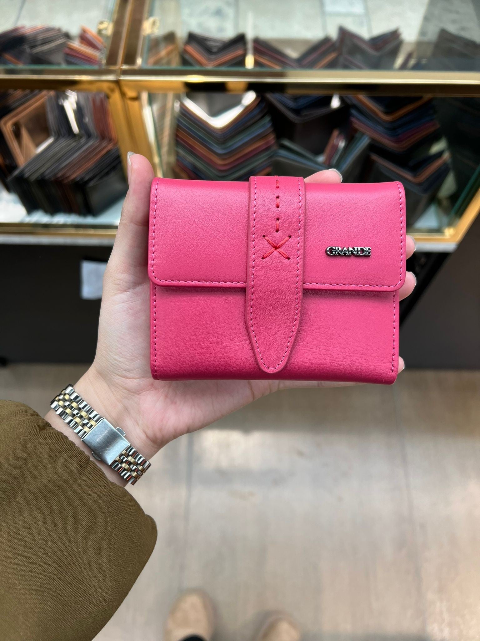 GRANDE 2633 Genuine Leather Women’s Wallet – Elegance Meets Everyday Functionality