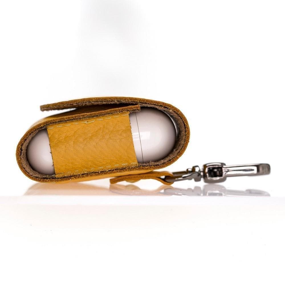 Mai Magnet Leather AirPods 1 and AirPods 2 Case with Hook