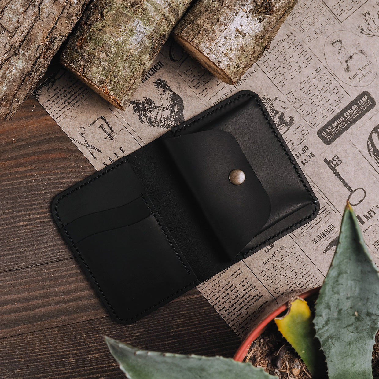 Leather wallet - PESTO - Exclusive Styles