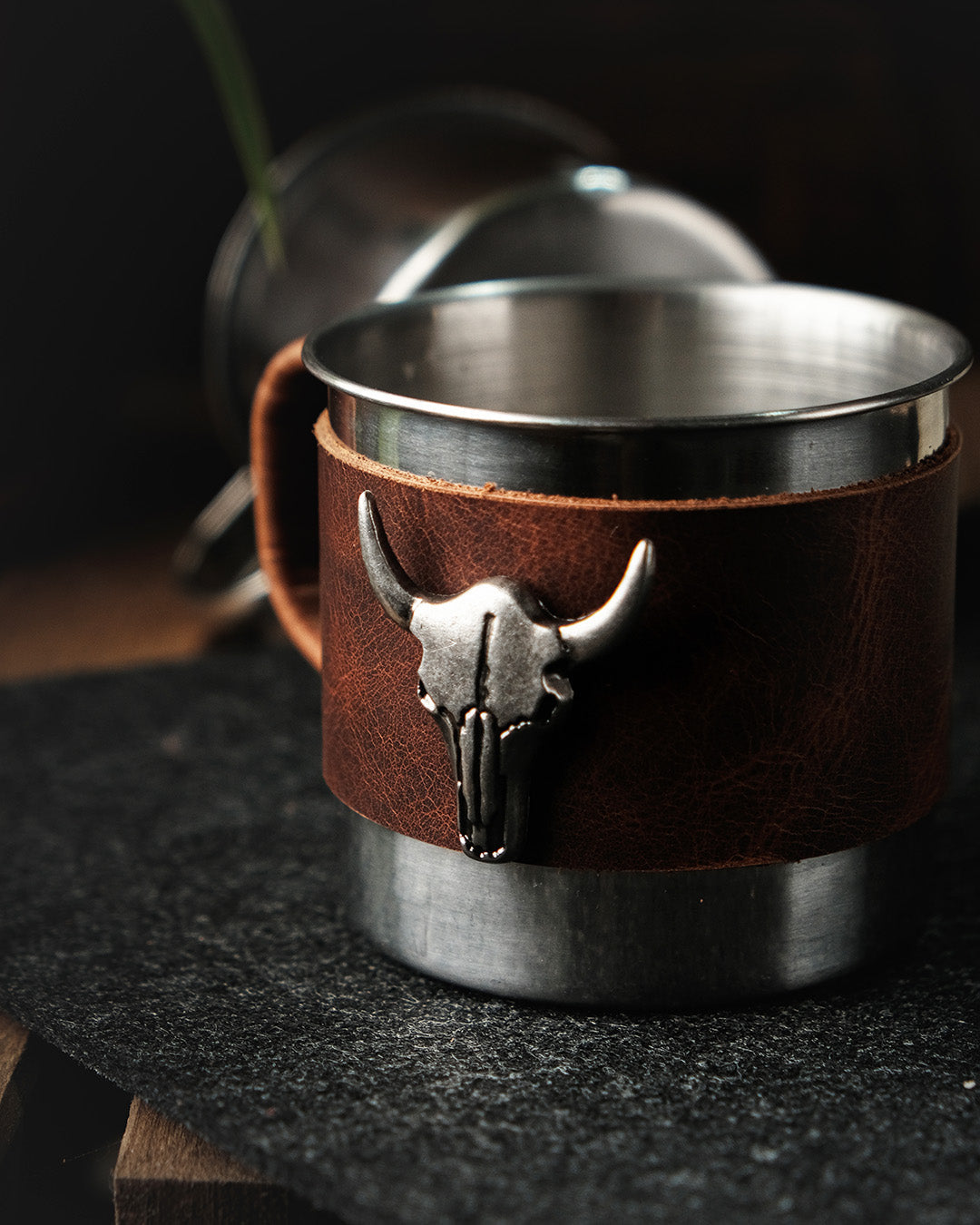 Upgrade Your Desk Steel Mugs 200ml Leather Wrapped Figure - Unique Ideas