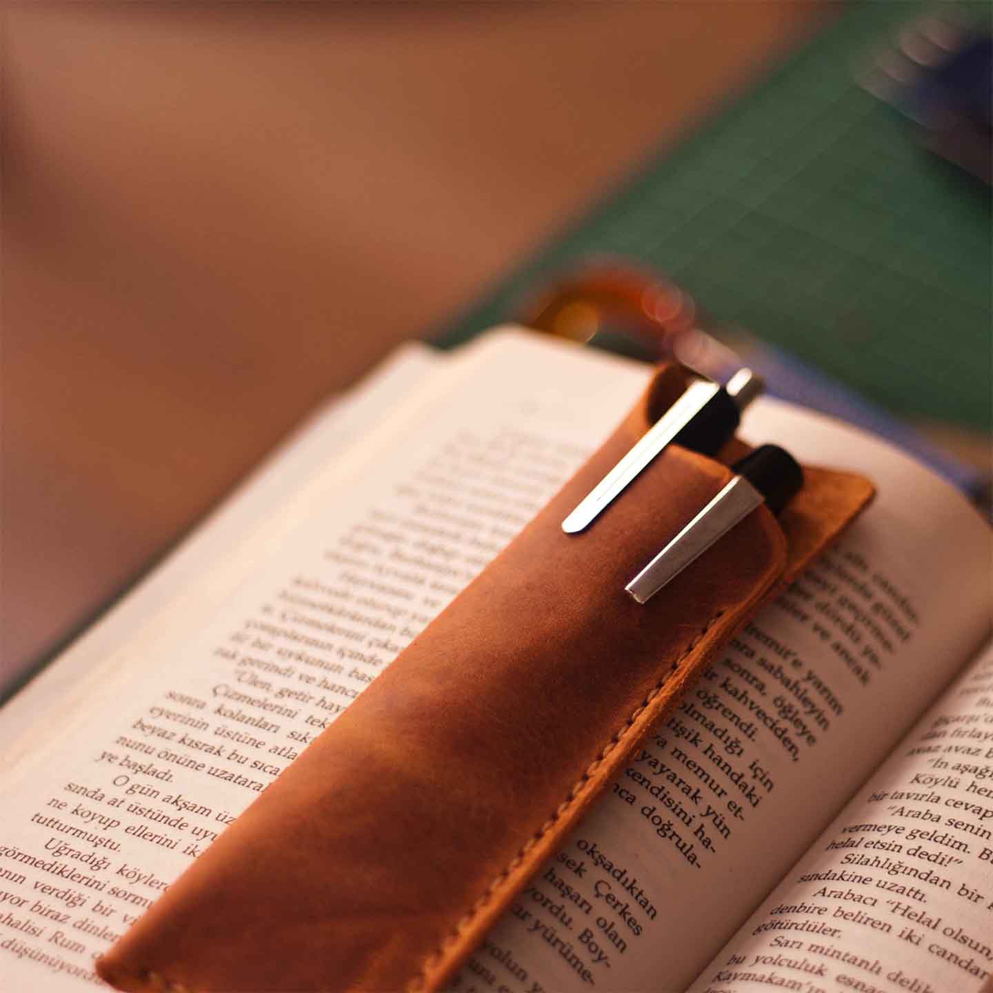 Leather Slim Pen Holder