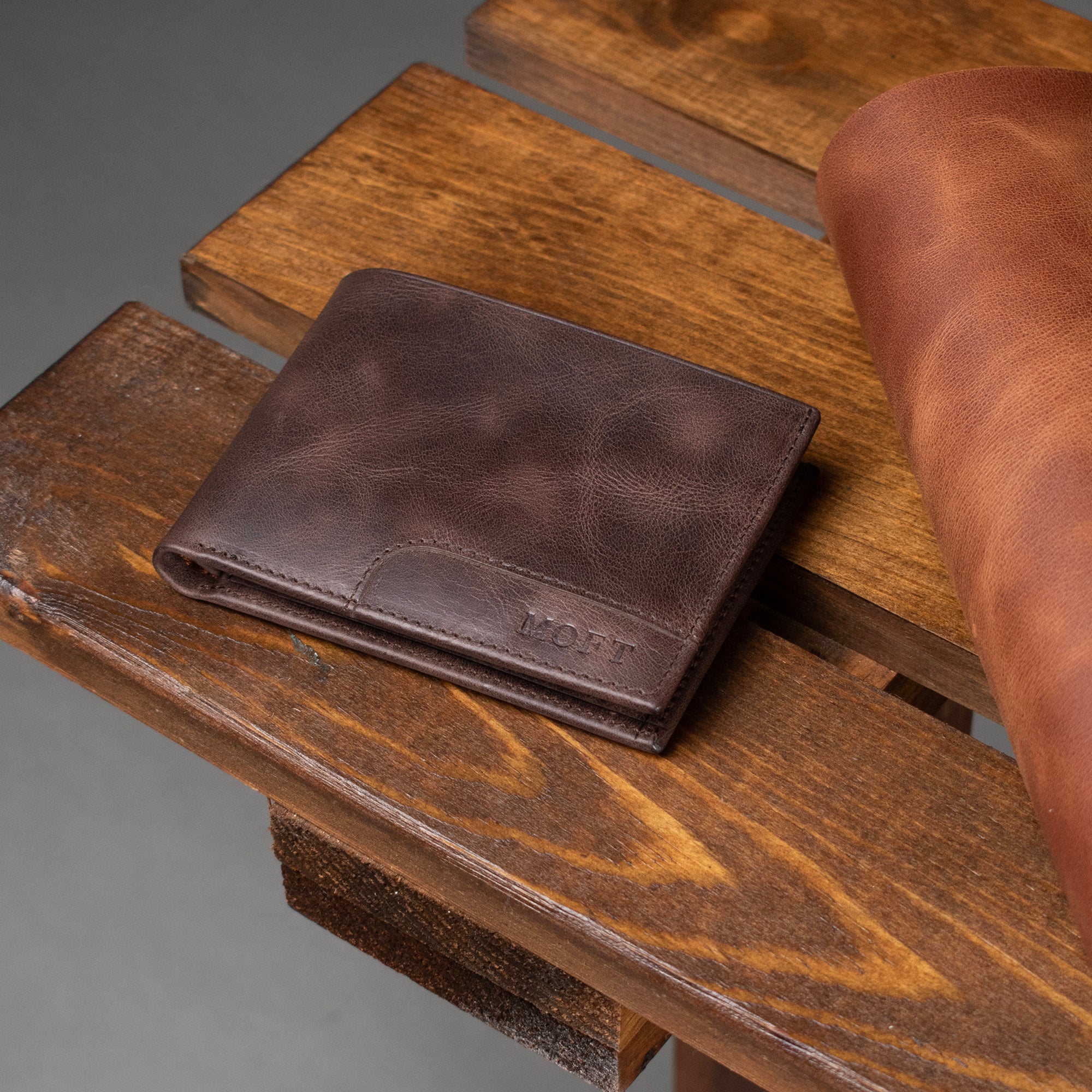 Genuine Leather Elegance Wallet Brown