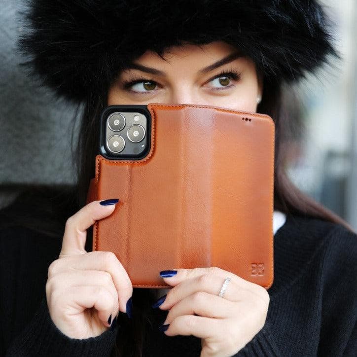 Magic iPhone 13 Pro Max Leather Detachable Wallet Case