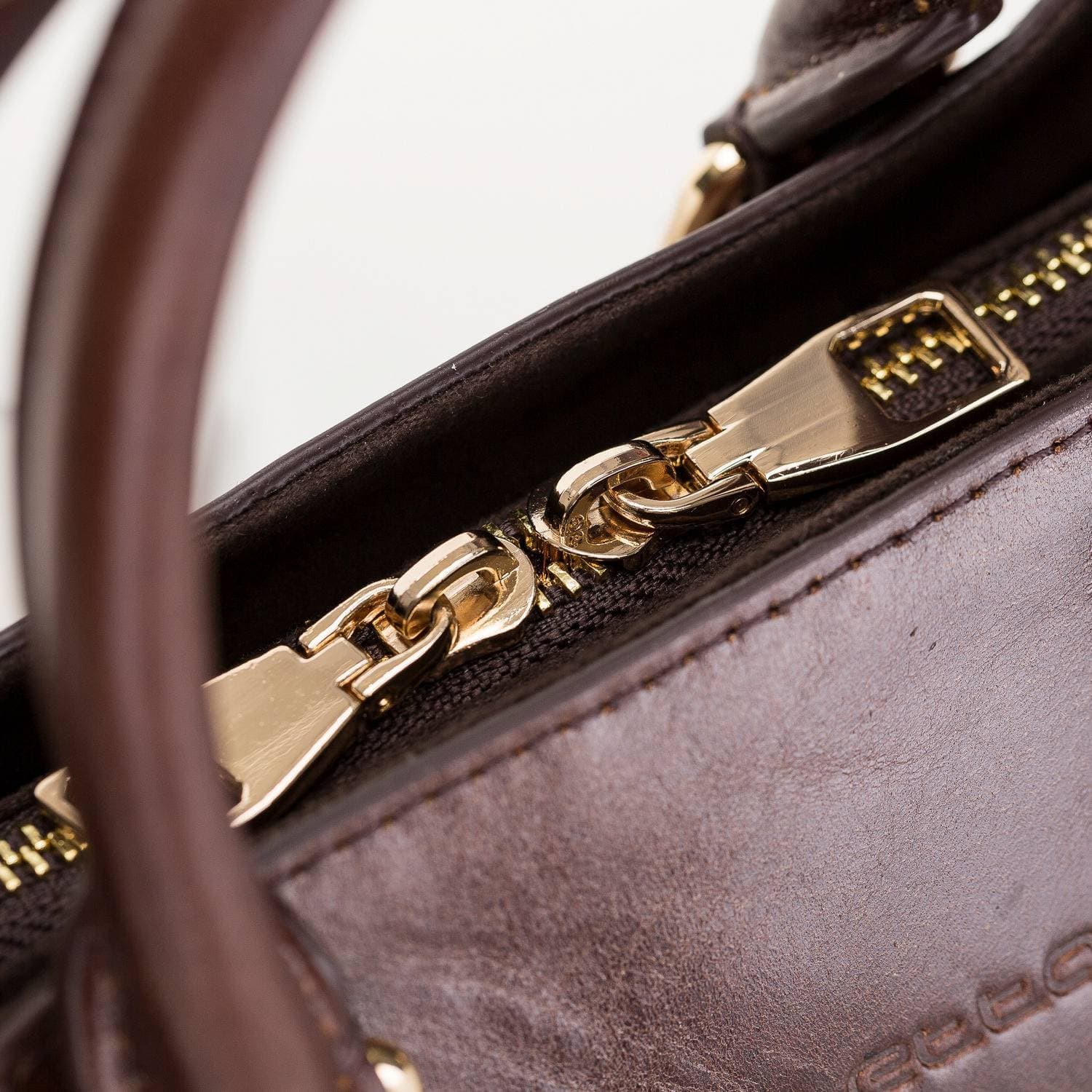 Lara Leather Women's Bags