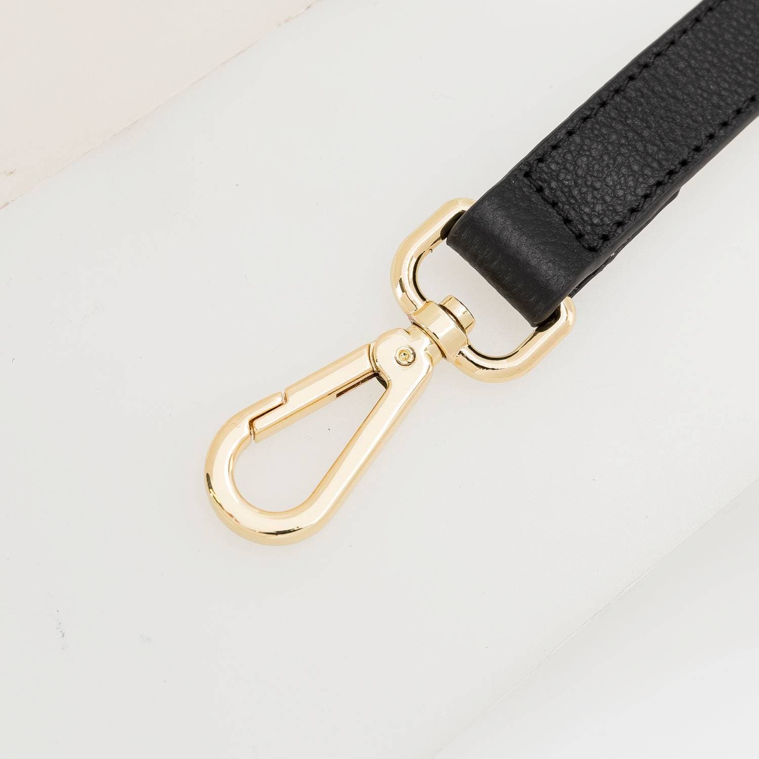 Lara Leather Women's Bags