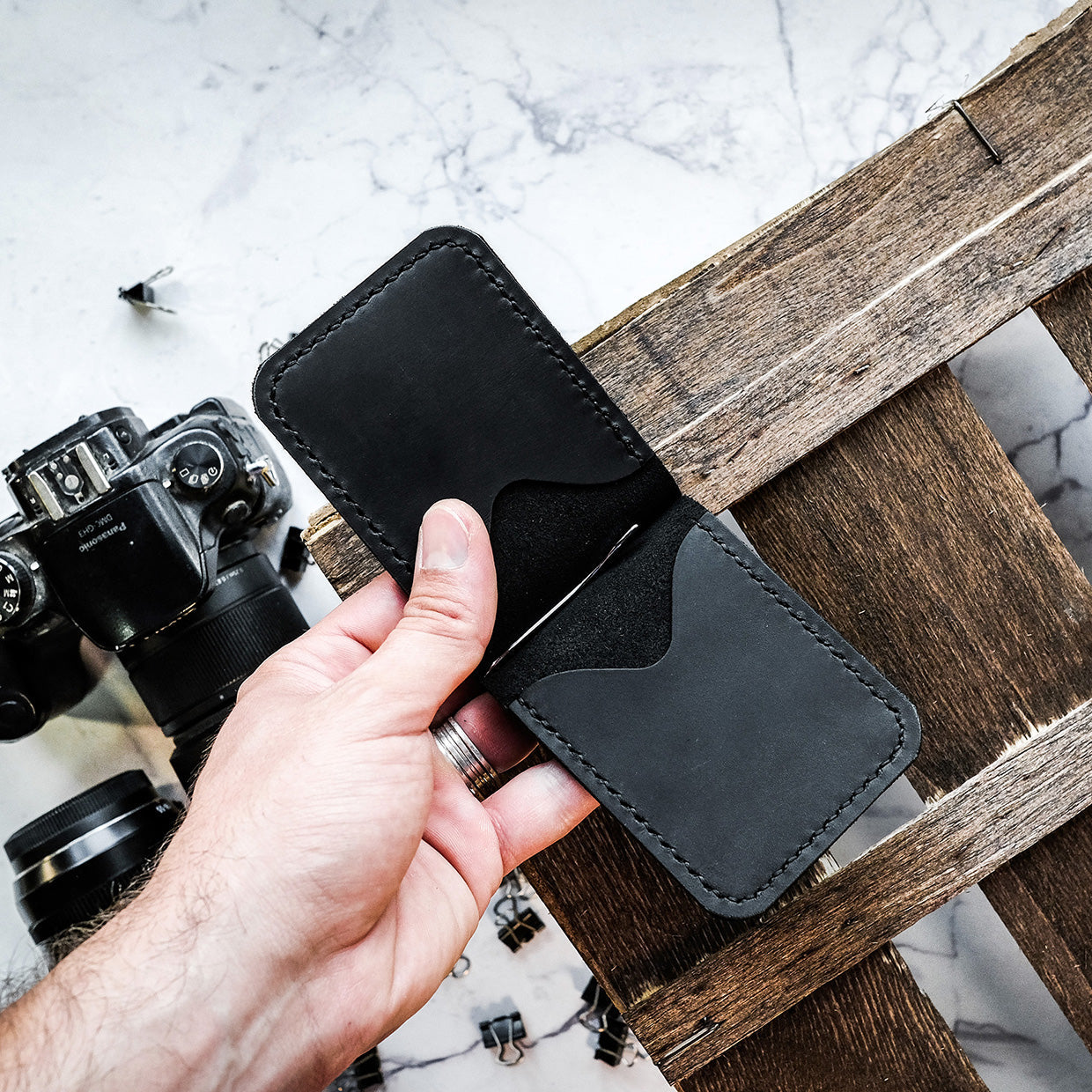 Leather wallet - Kleo - Trendy Designs