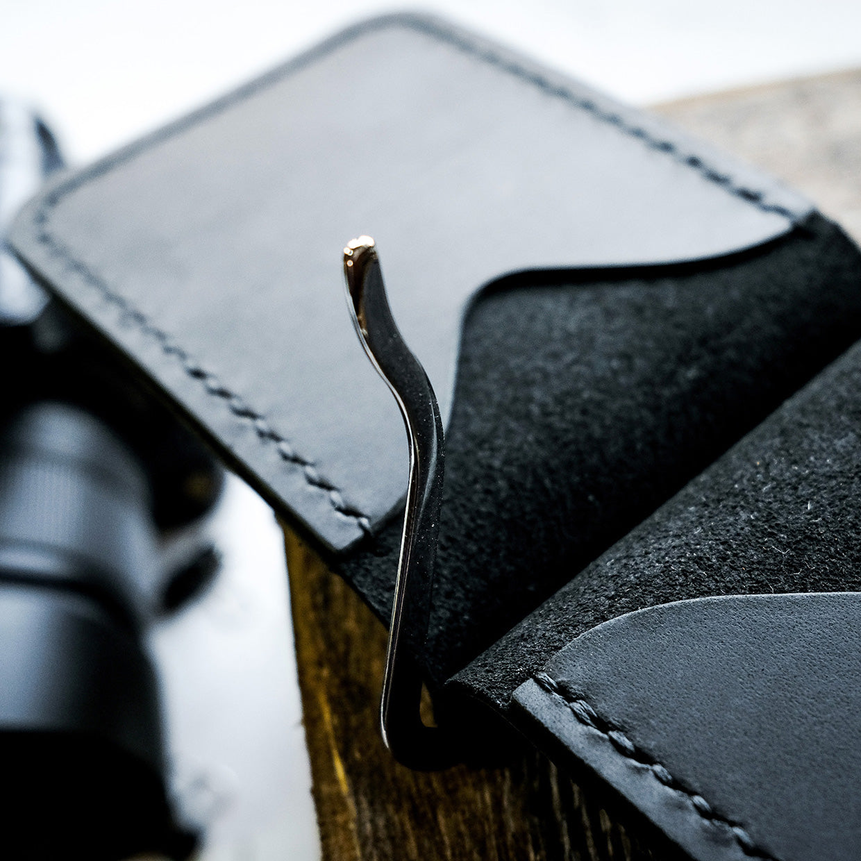 Leather wallet - Kleo - Trendy Designs
