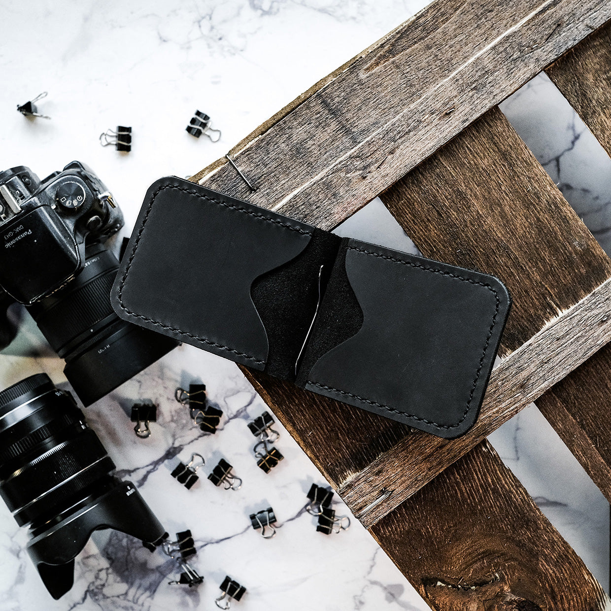 Leather wallet - Kleo - Trendy Designs