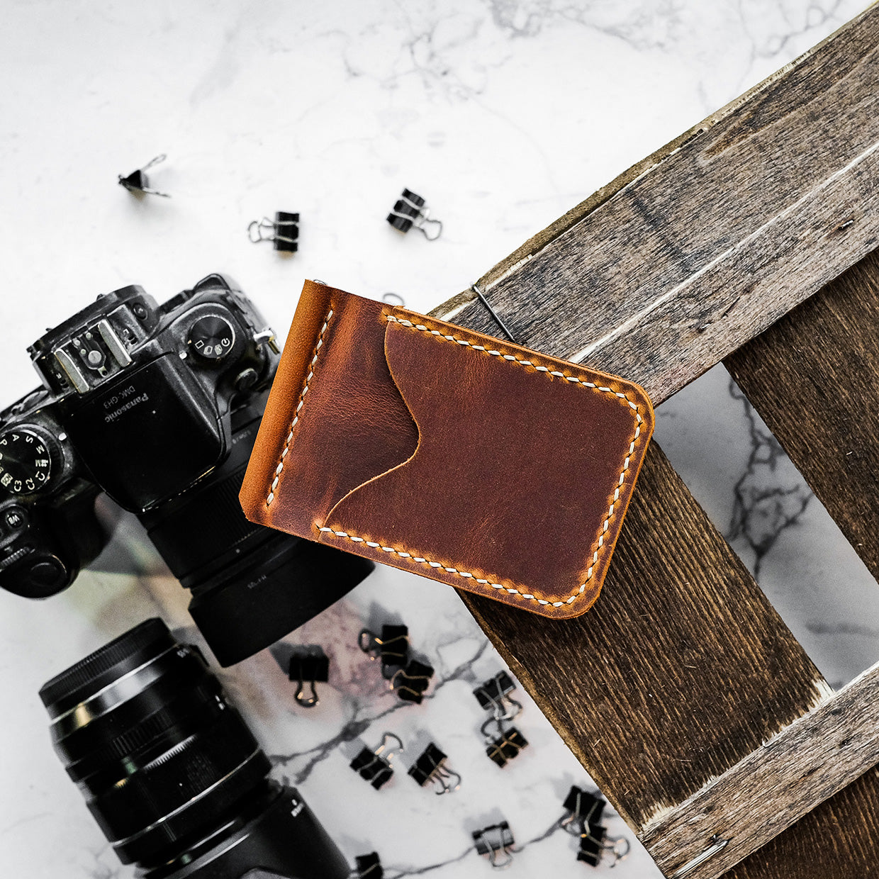 Leather wallet - Kleo - Trendy Designs