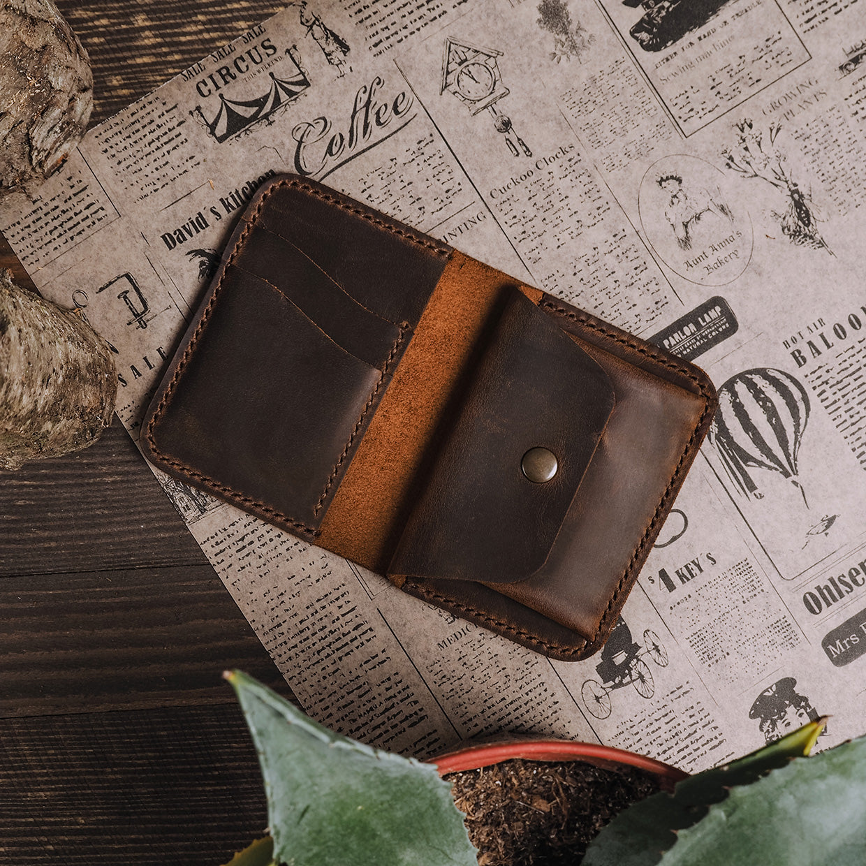 Leather wallet - PESTO - Exclusive Styles