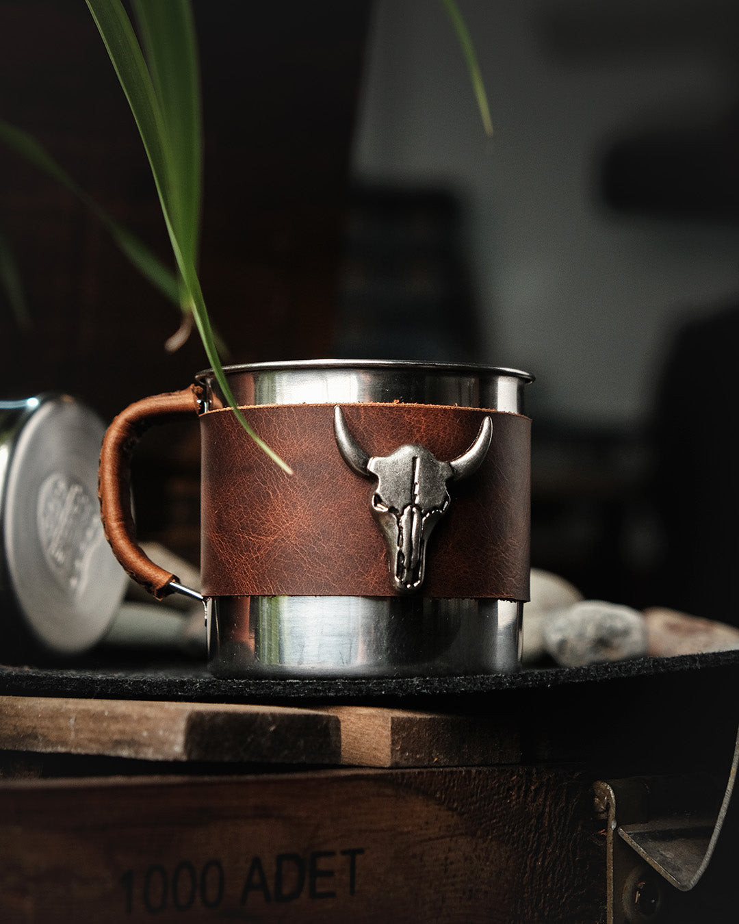 Upgrade Your Desk Steel Mugs 200ml Leather Wrapped Figure - Unique Ideas